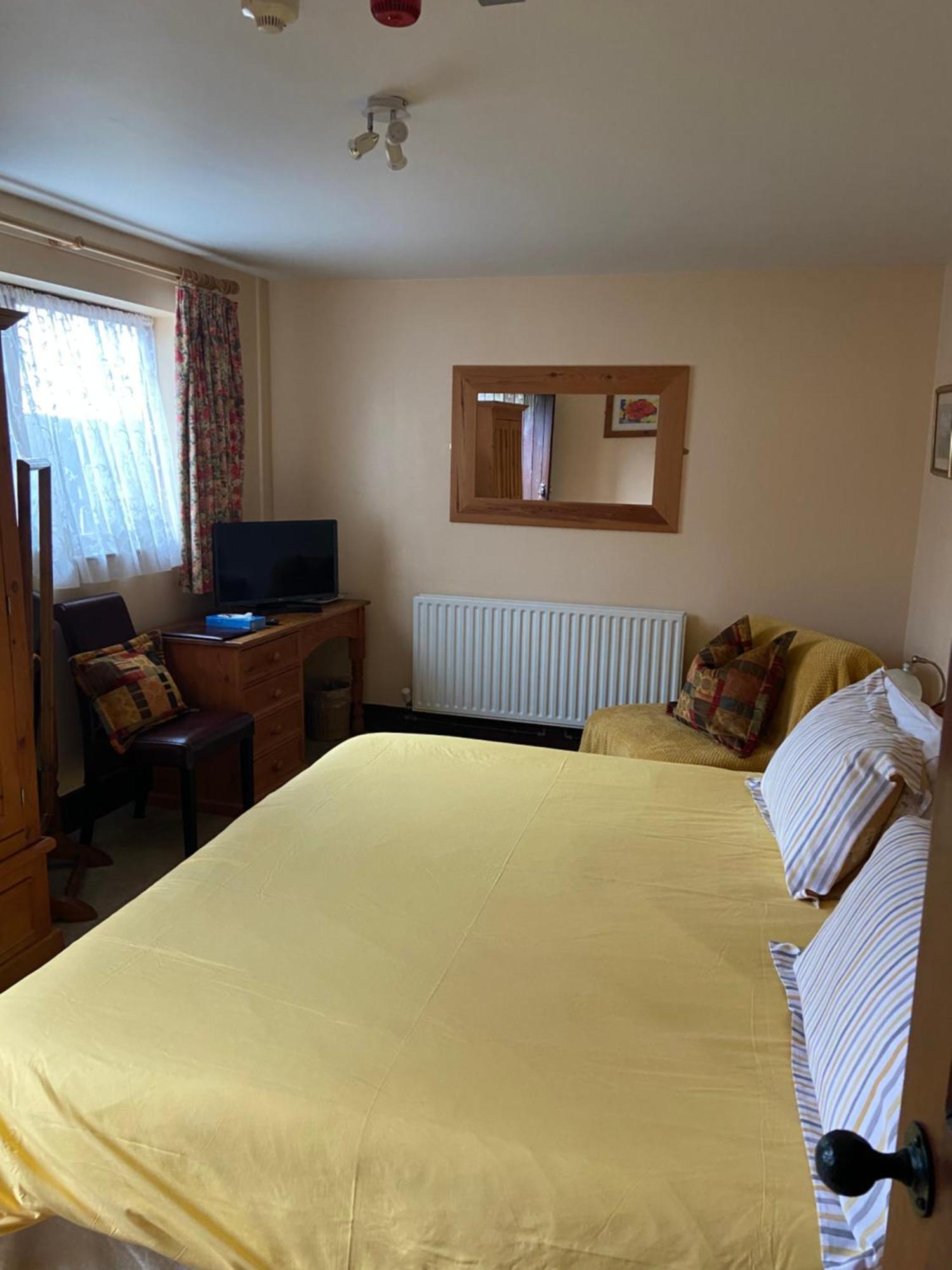 Willow Tree Guest house 3*